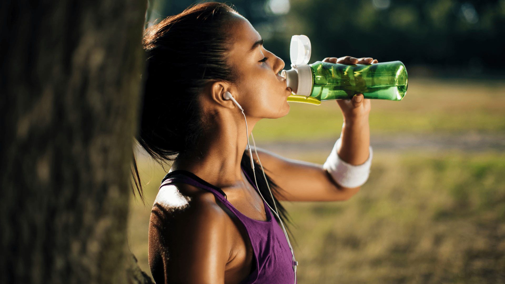 The BEST Marathon Hydration Strategy According To Experts